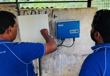 China gama solar JNP2K2LS del inversor 150-400Vdc MPPT de la bomba la monofásico de 3HP 2.2KW proveedor